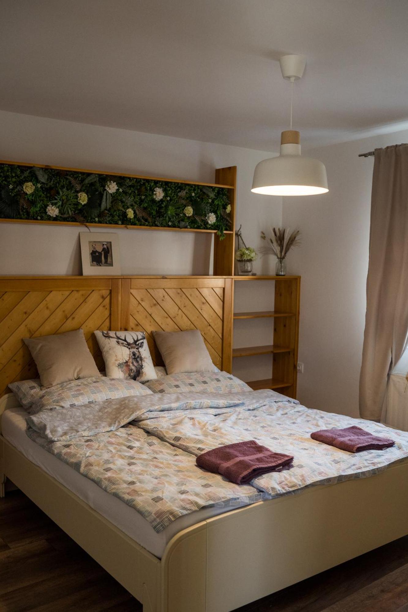 Apartament Csipesz_Vendeghaz Sümeg Zewnętrze zdjęcie